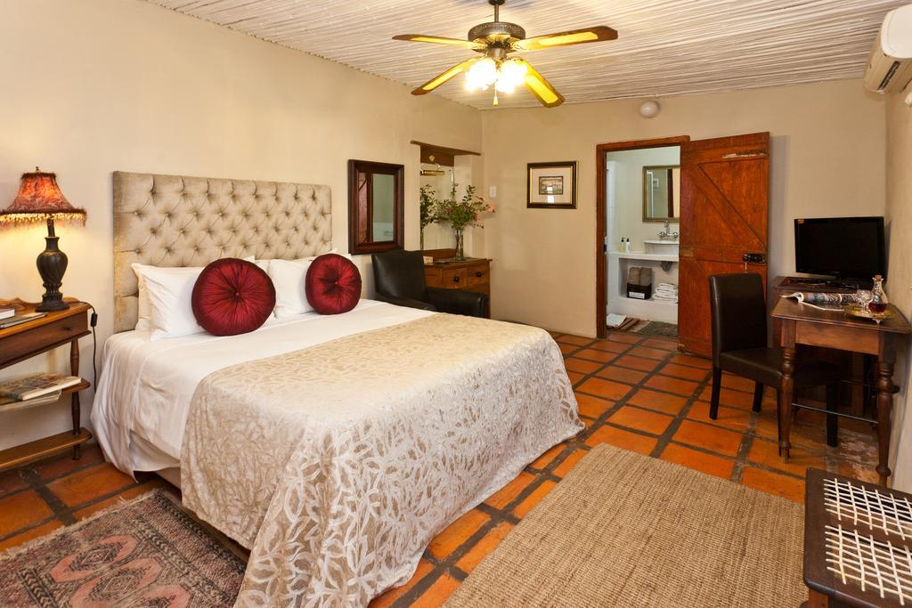 Oue Werf Country House Hotel Oudtshoorn Room photo